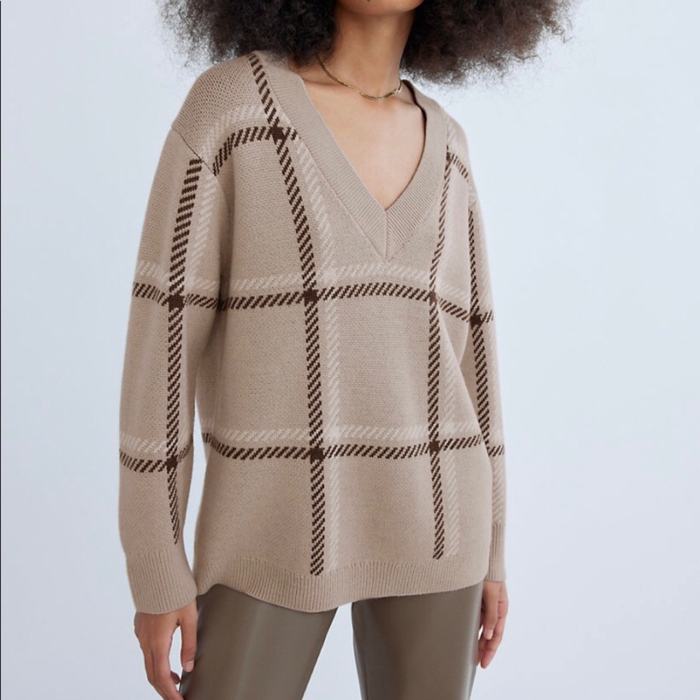 NWT Aritzia Babaton Roger Sweater